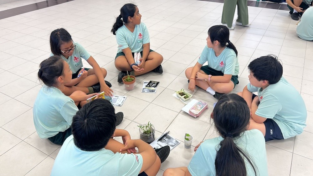 Cub Scouts had a log booklet where they recorded their observations of their Kangkong plant’s growth