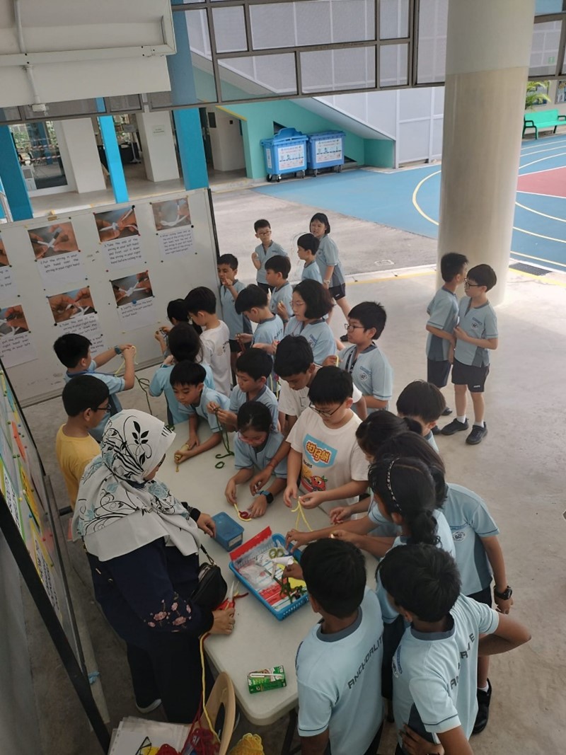 A booth was set up by Cub Scouts to conduct recess activities.