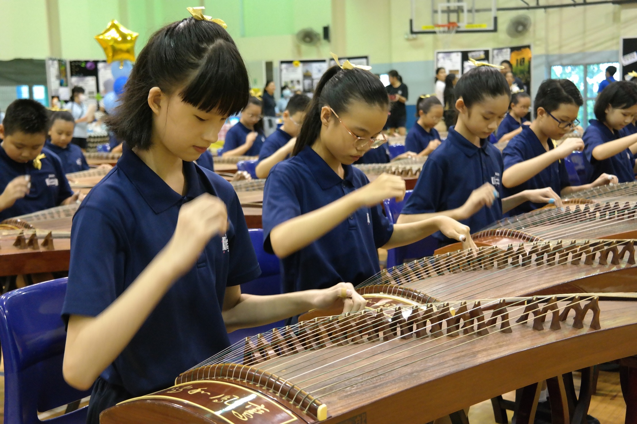 Captivating performance by Guzheng members.